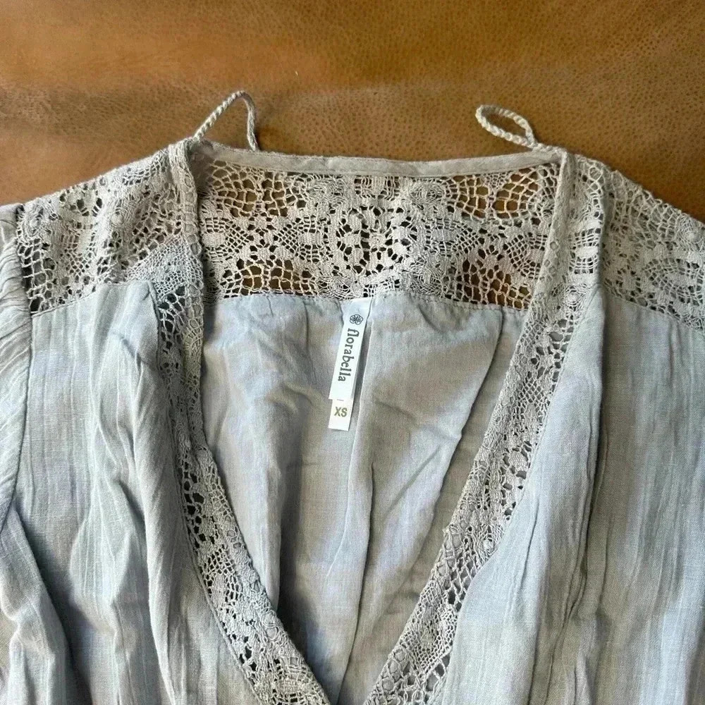 NWOT Women’s Florabella 3/4 Sleeve Romper Light Gray Size XS - Picture 4 of 8